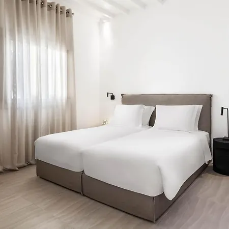 Ξενοδοχείο με διαμερίσματα Island Mykonos 4*