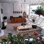 Island Mykonos Hotel apartamentowy 4*