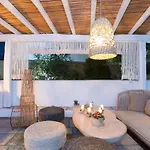 Island Mykonos 4* Mykonos Town